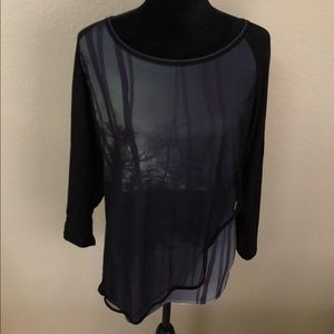 Edista Statement Top w/Sheer Layer Large